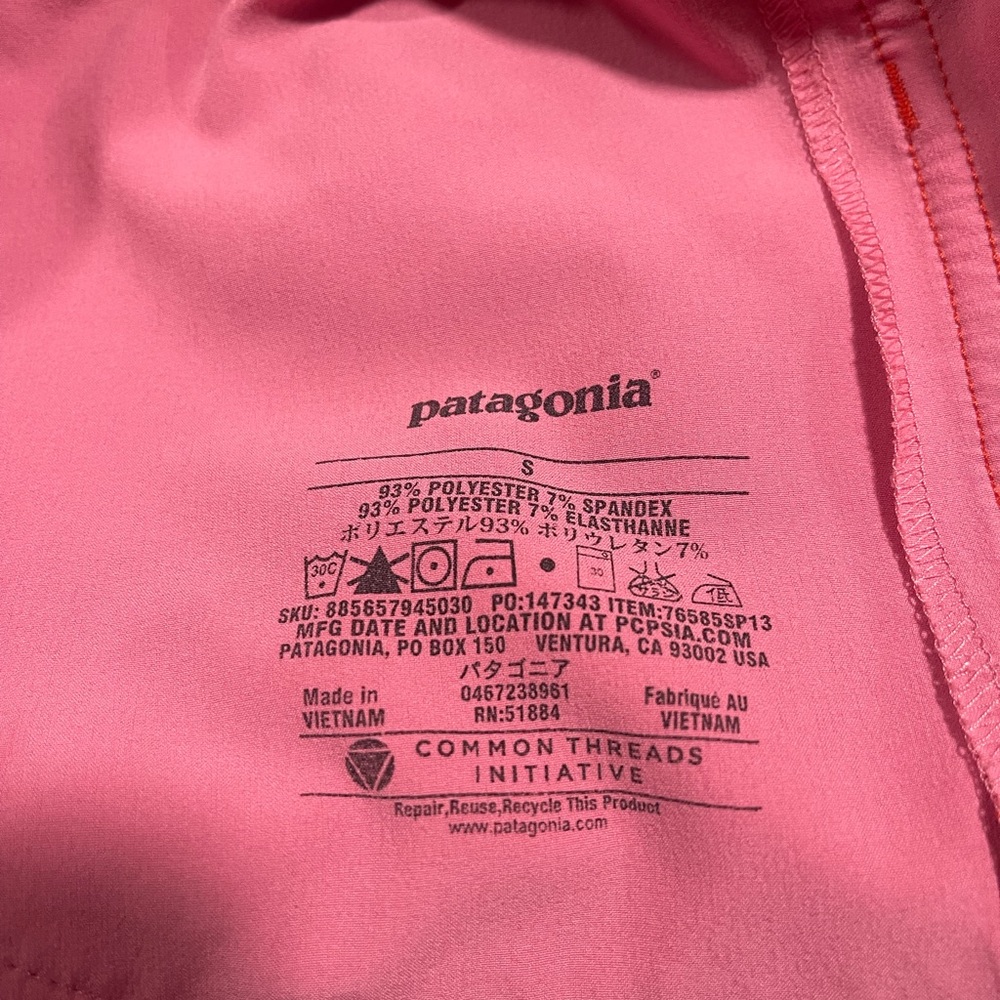 Patagonia" Short - Picture 16 of 16